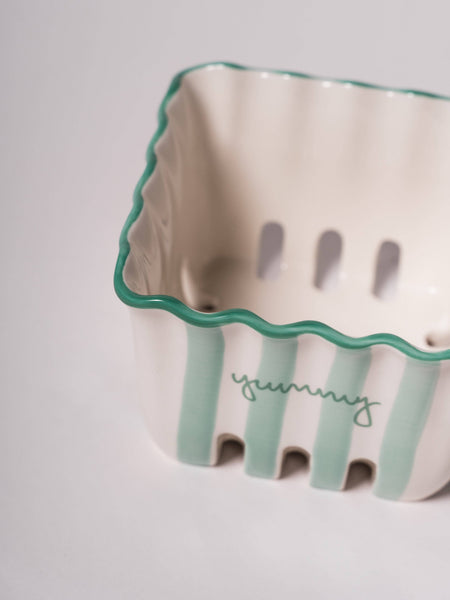 Blue Kinsey Scallop Mini Berry Basket