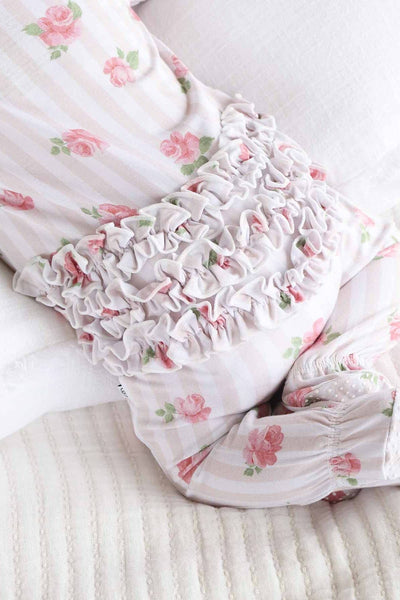 Rosy & Cozy Ruffle Zipper Footie: 6-9 months